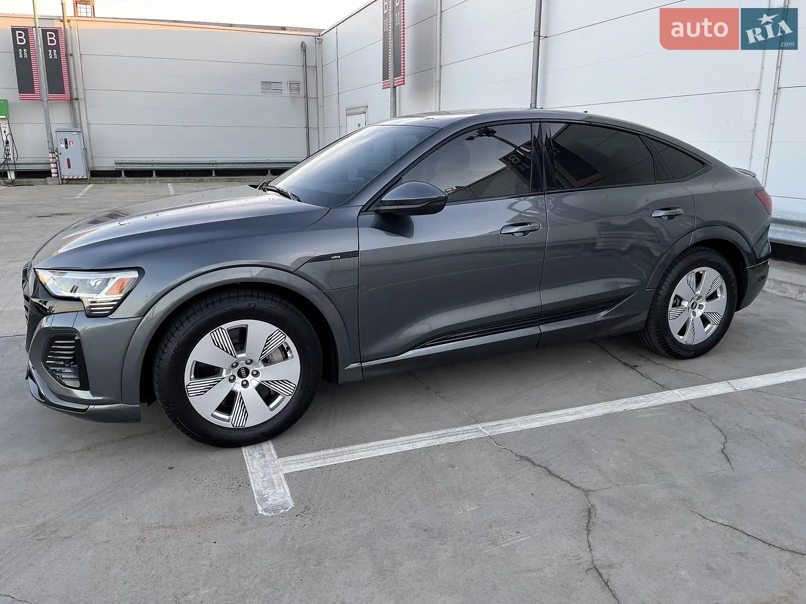 Audi Q8 Sportback e-tron, 2024