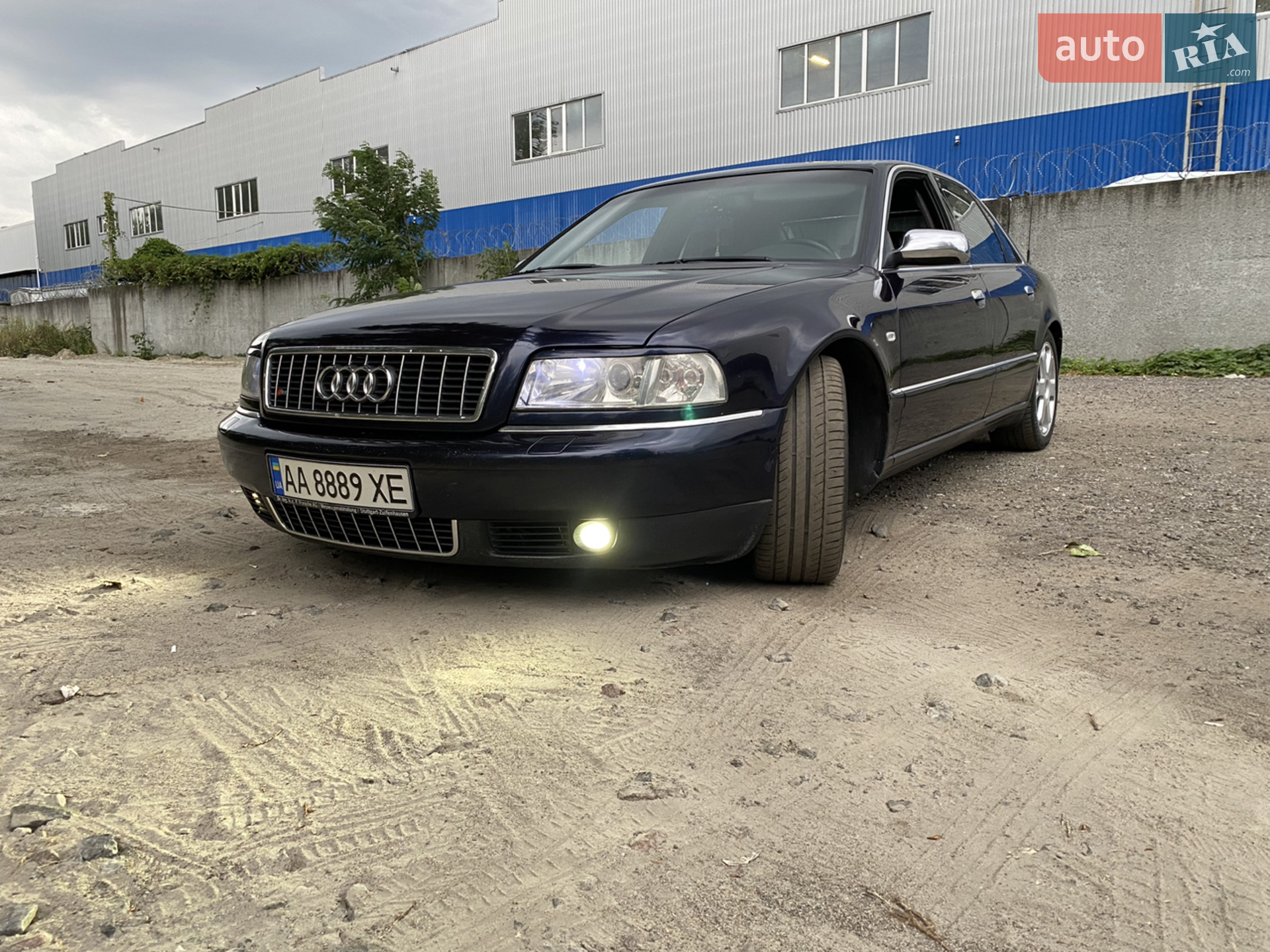 Audi S8, 1999