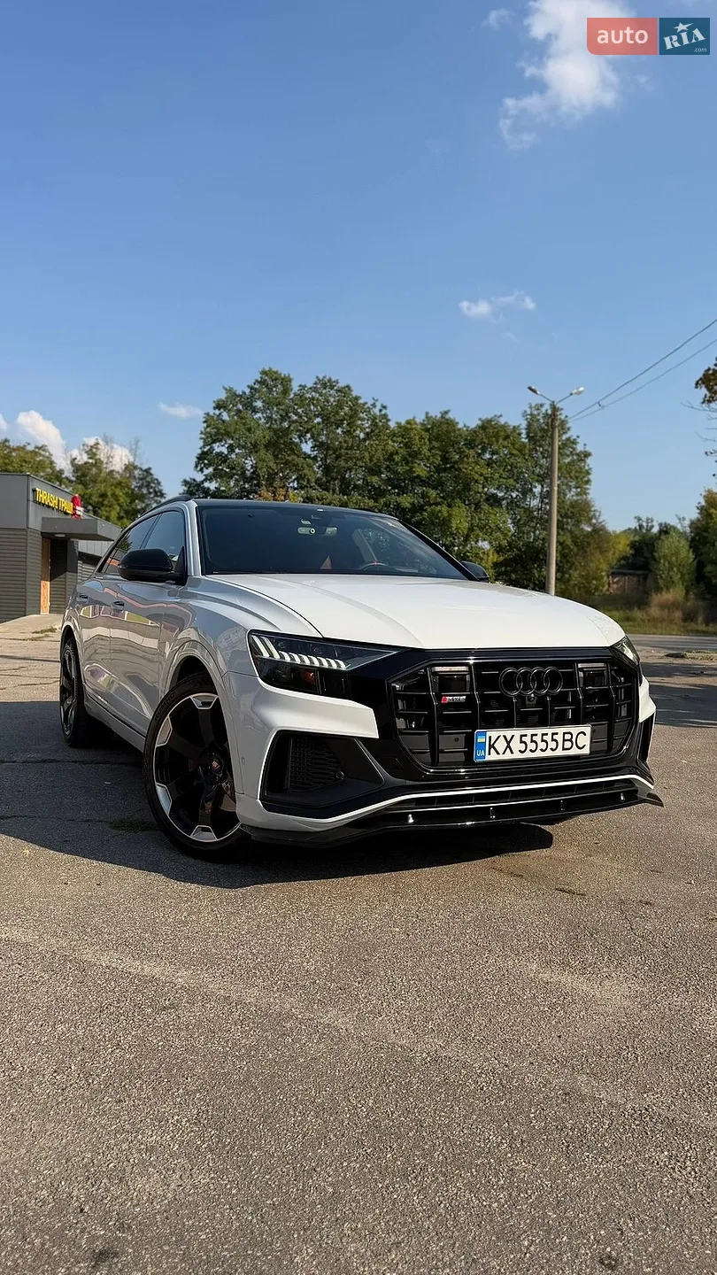Audi SQ8, 2021