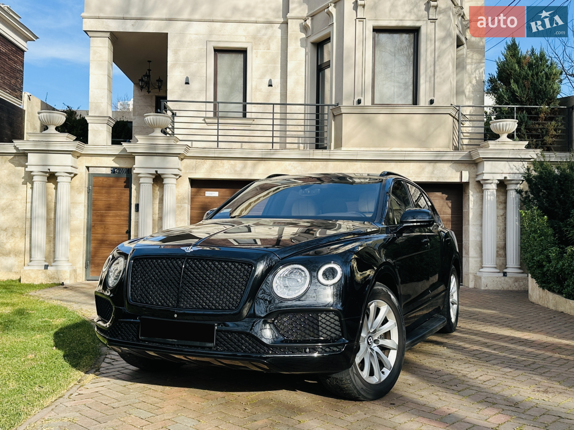 Bentley Bentayga, 2016