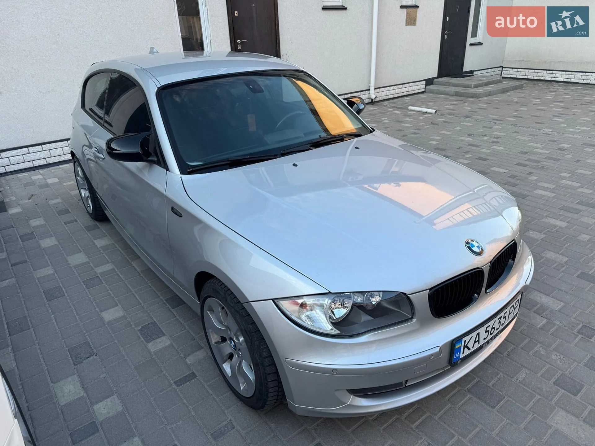BMW 1 Series, 2010
