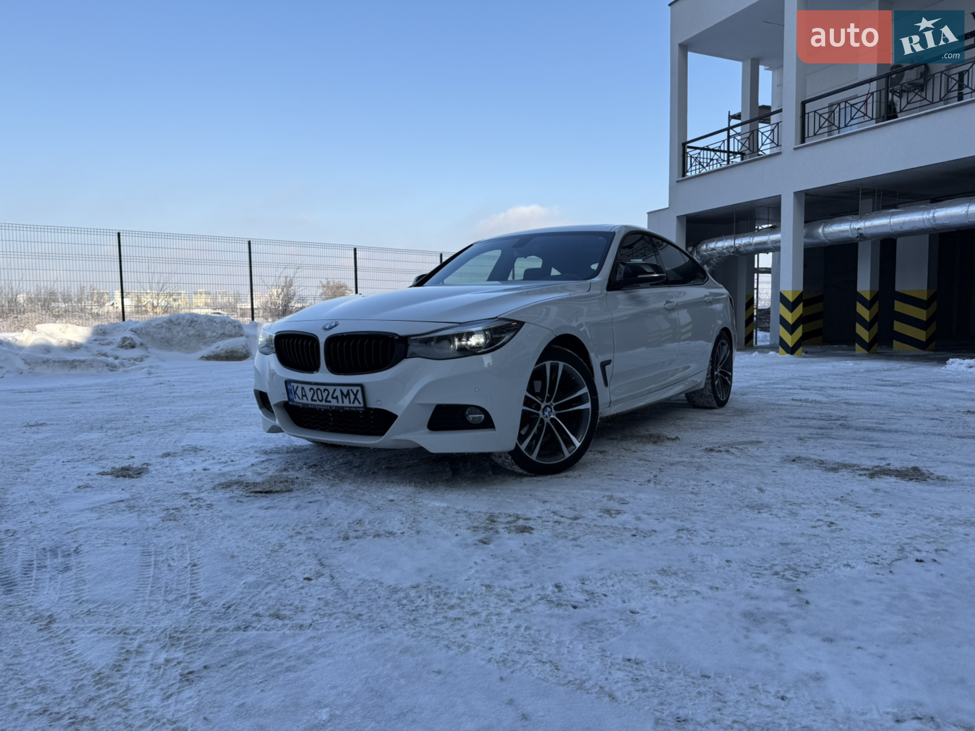 BMW 3 Series GT, 2016