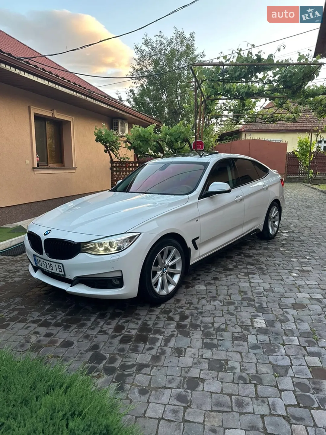 BMW 3 Series GT, 2015