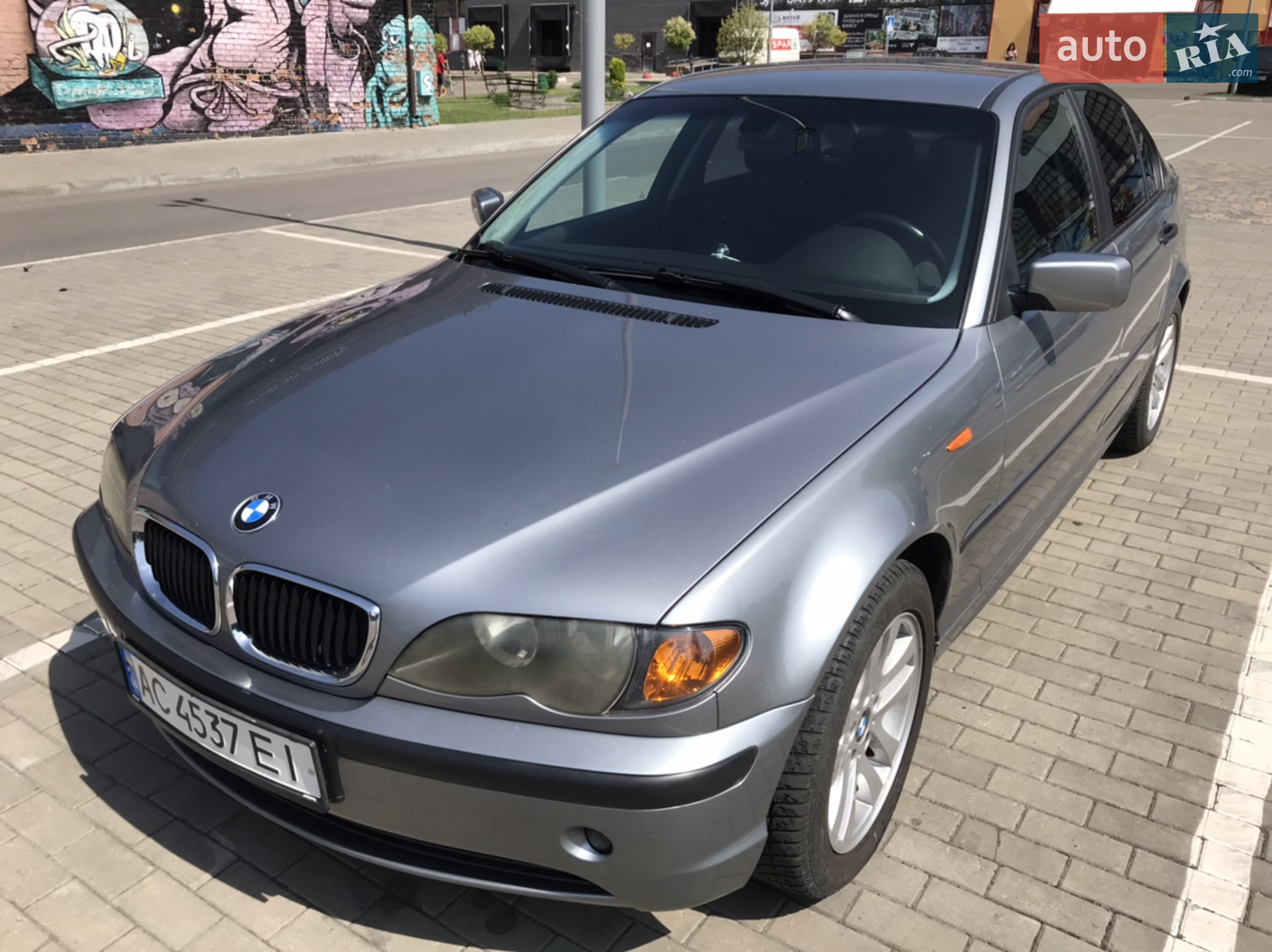 BMW 3 Series, 2004