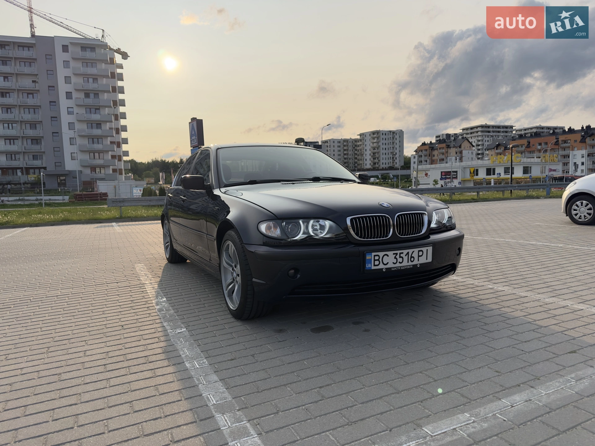 BMW 3 Series, 2003