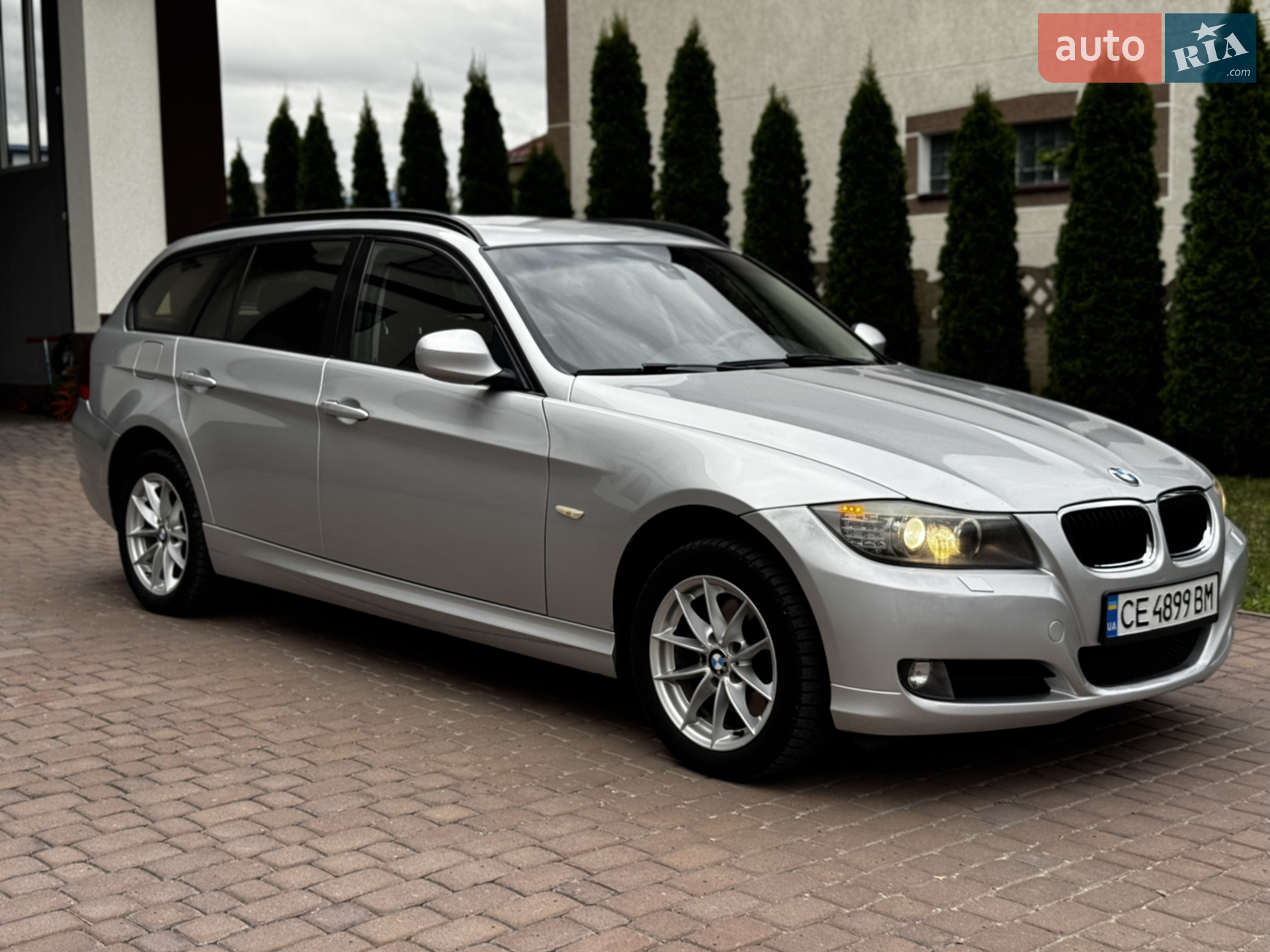 BMW 3 Series, 2011