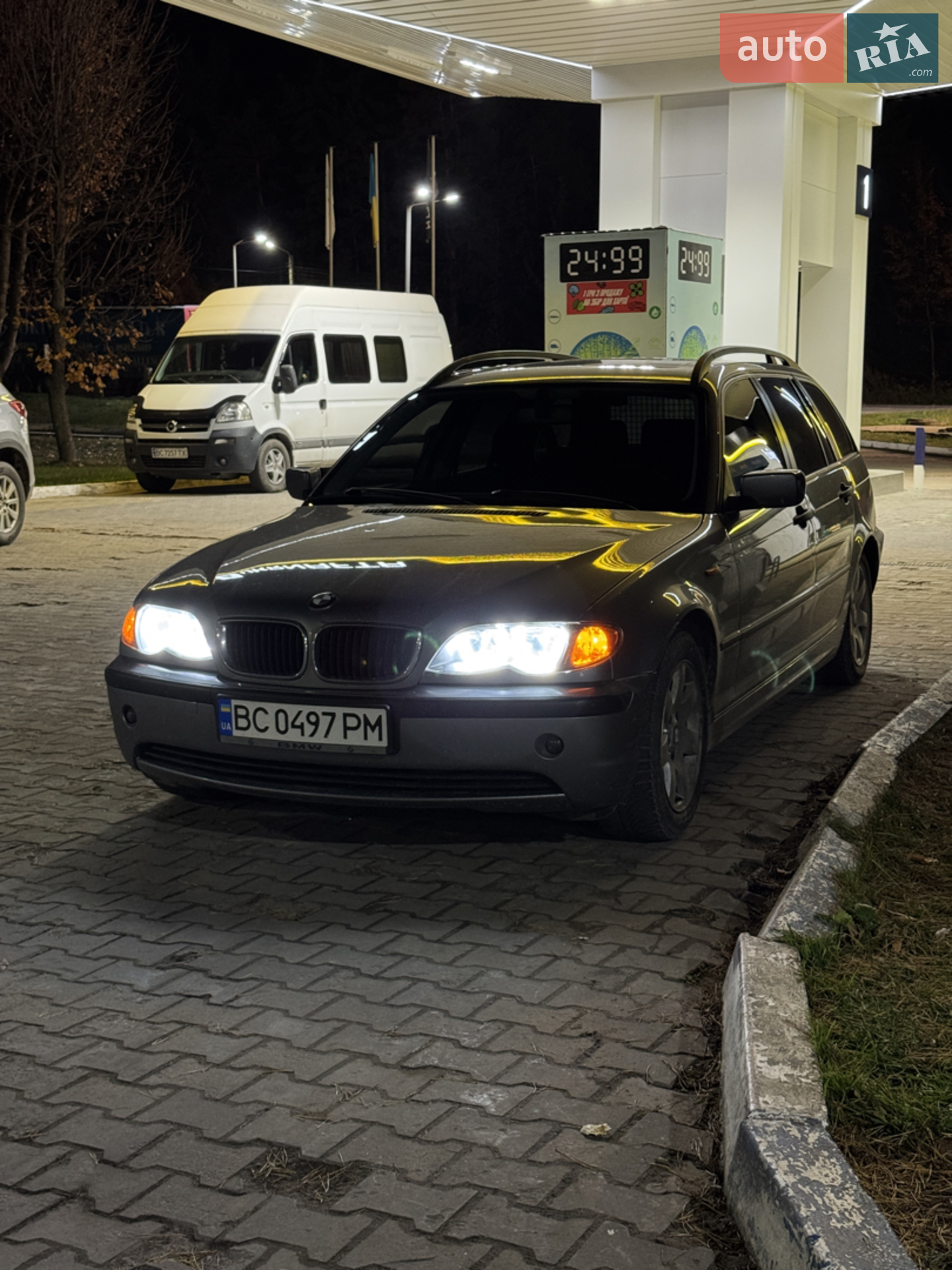 BMW 3 Series, 2005