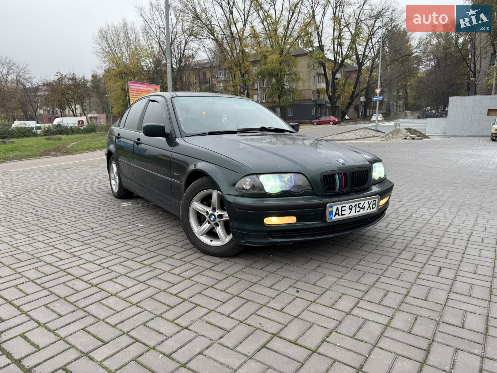 BMW 3 Series, 1998