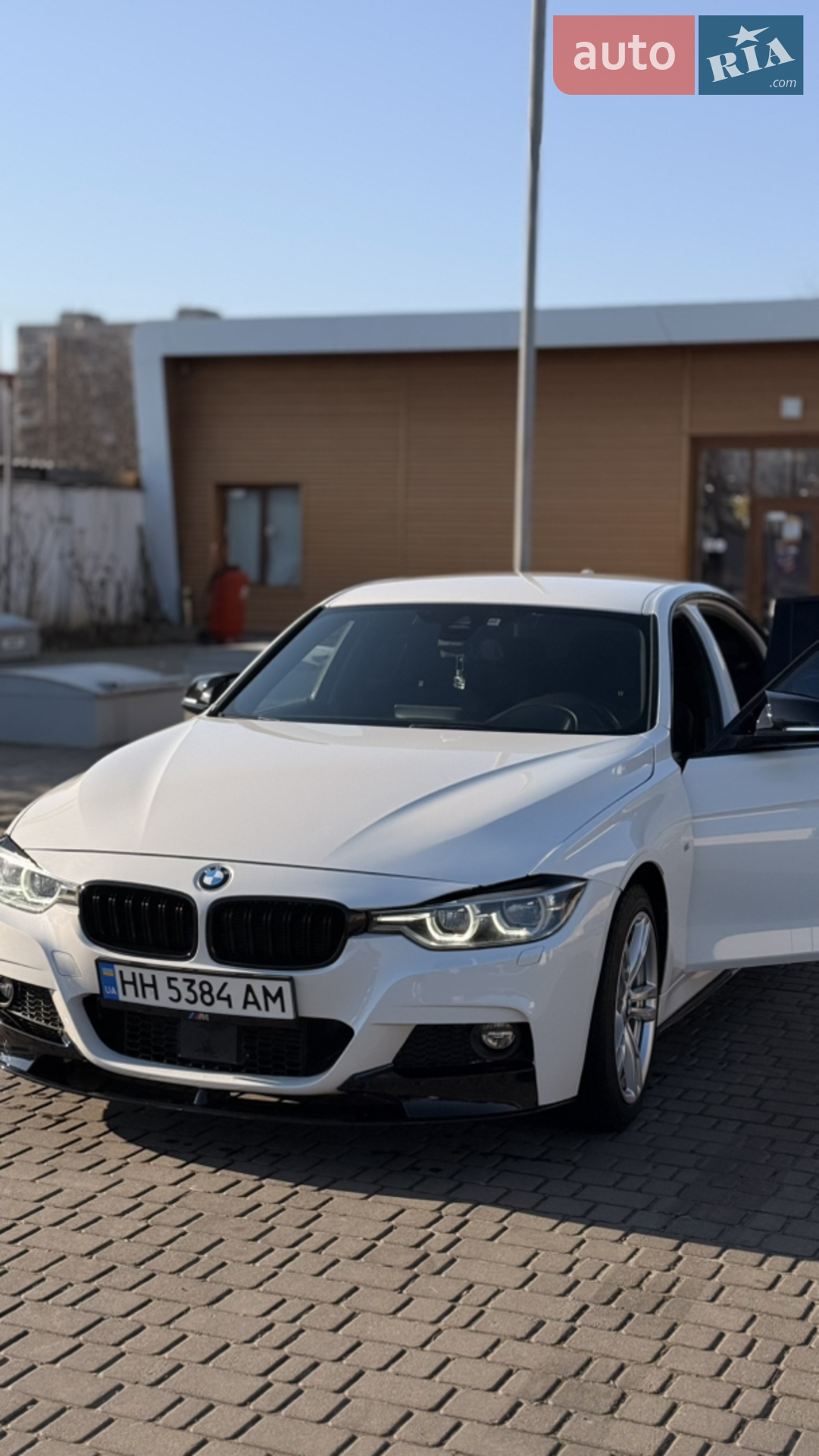 BMW 3 Series, 2016
