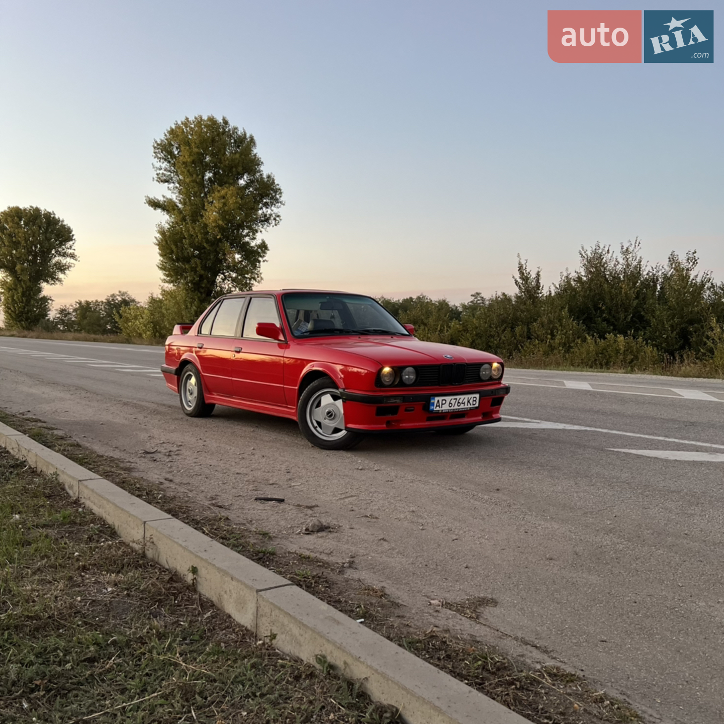 BMW 3 Series, 1987