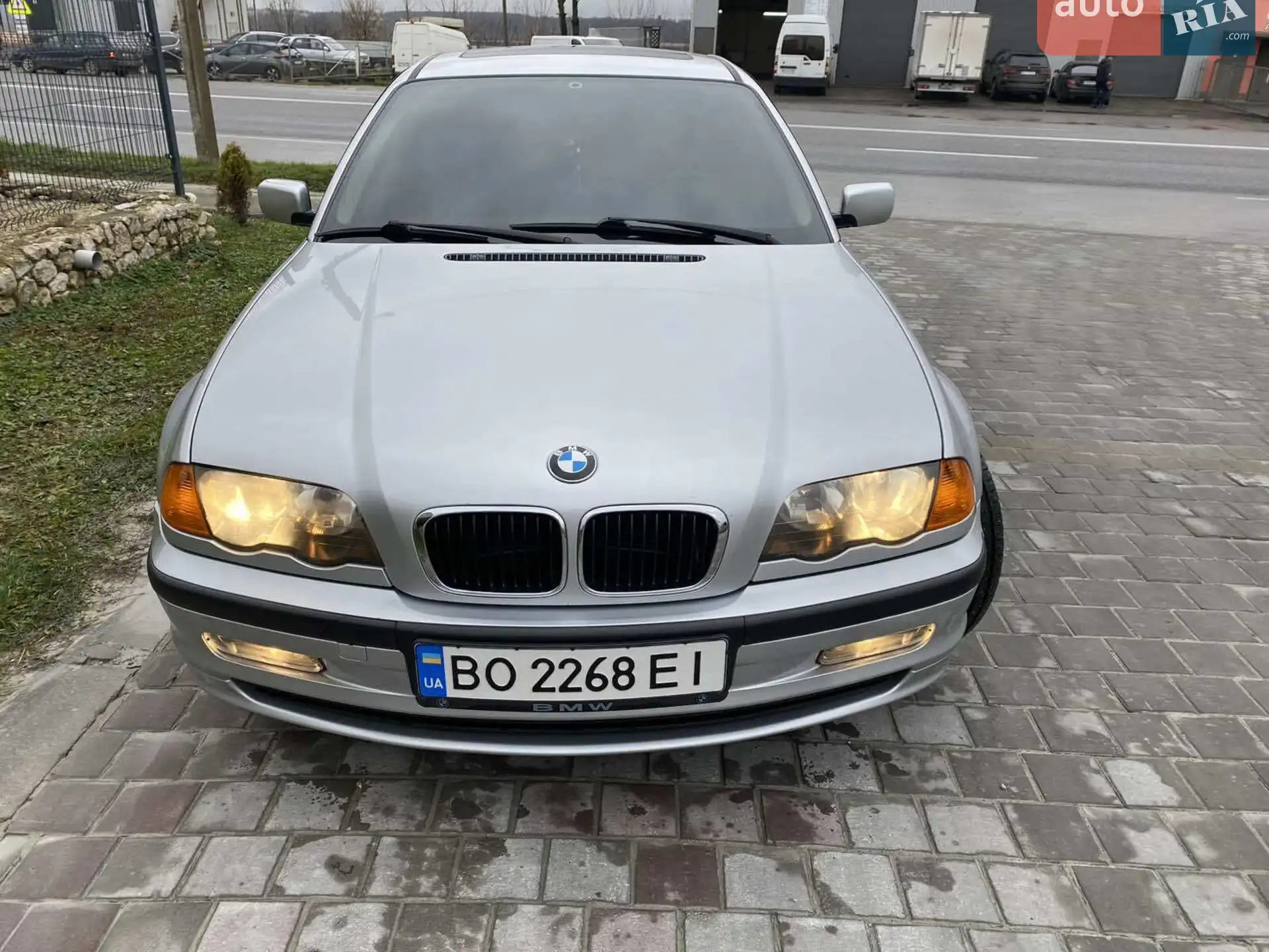 BMW 3 Series, 2001