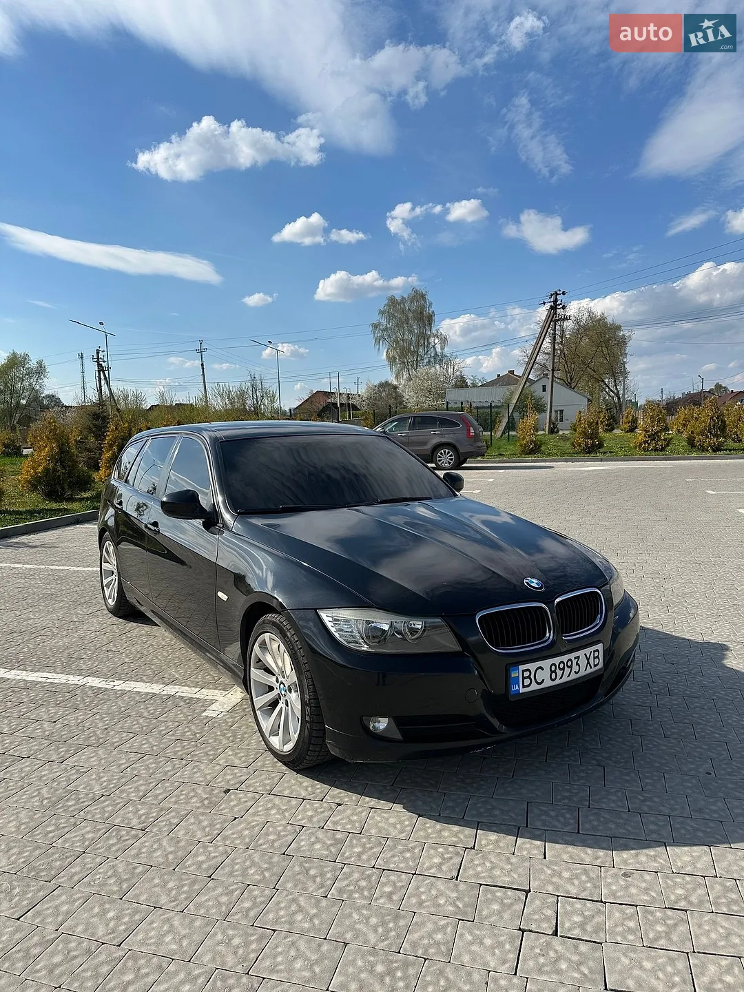 BMW 3 Series 2011 — 1
