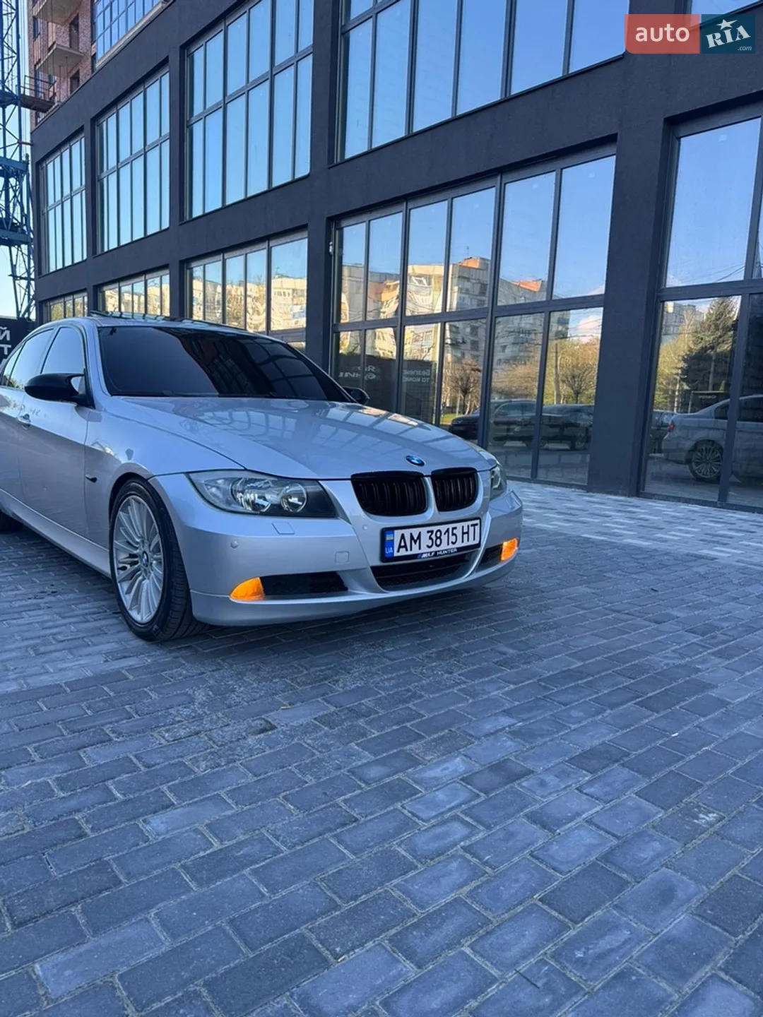 BMW 3 Series, 2005