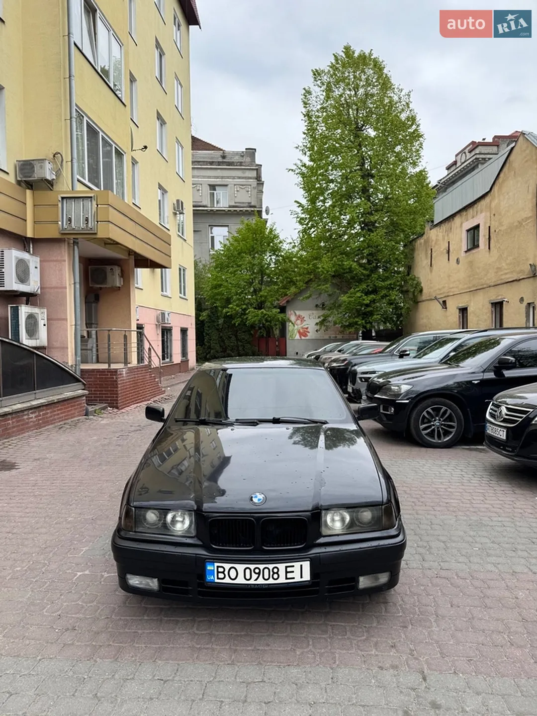 BMW 3 Series, 1992