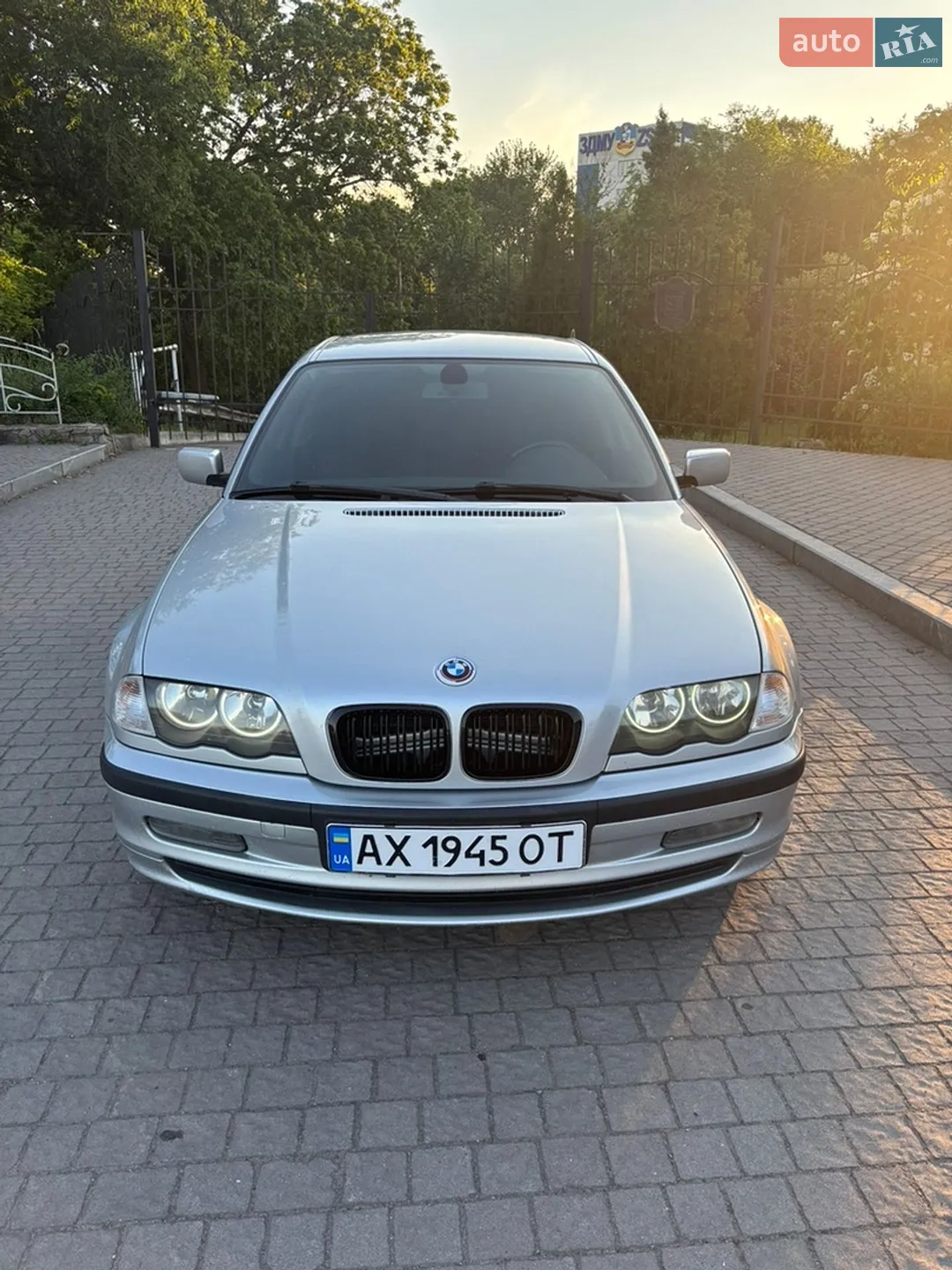 BMW 3 Series, 2001