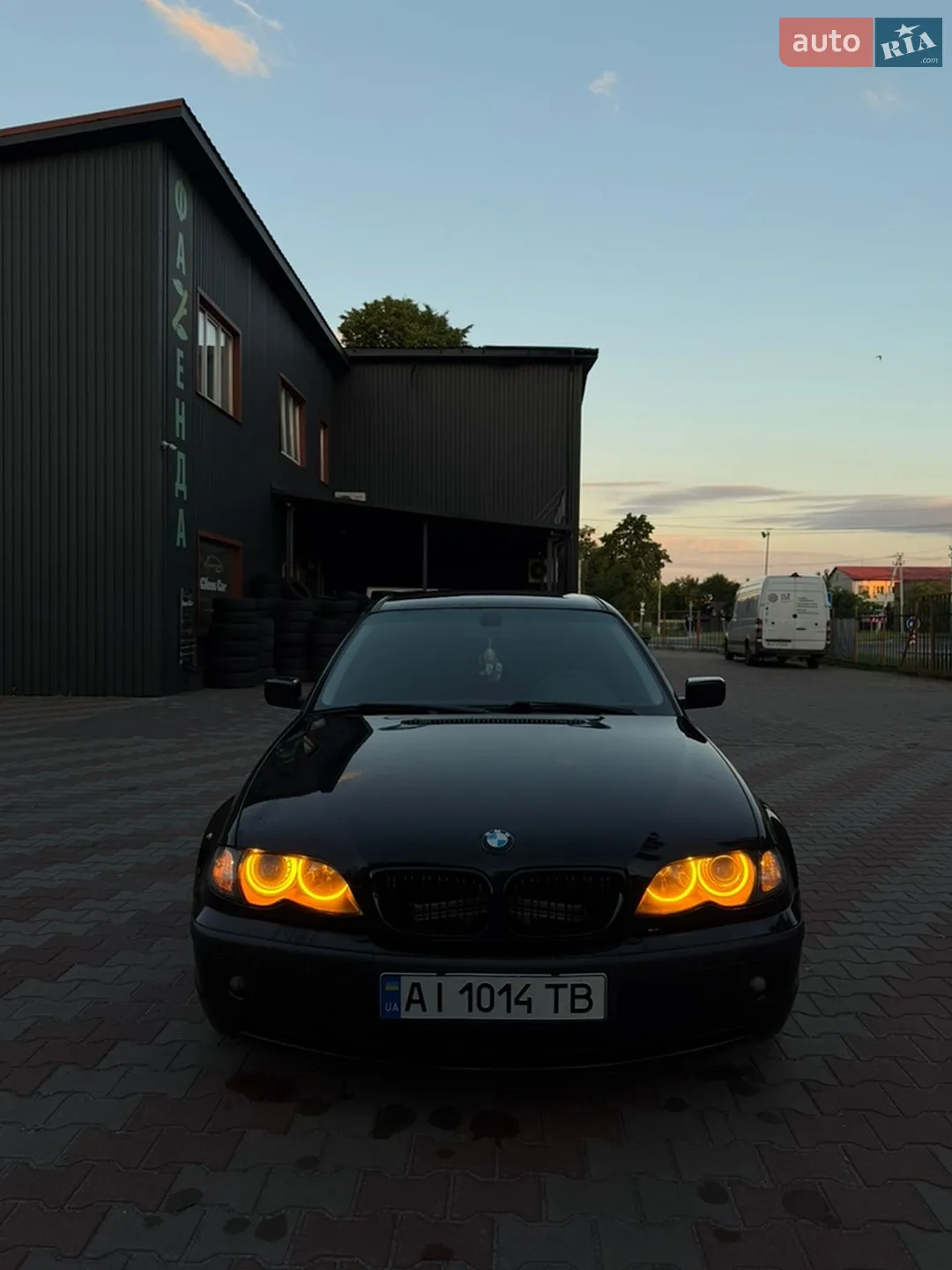BMW 3 Series, 2002