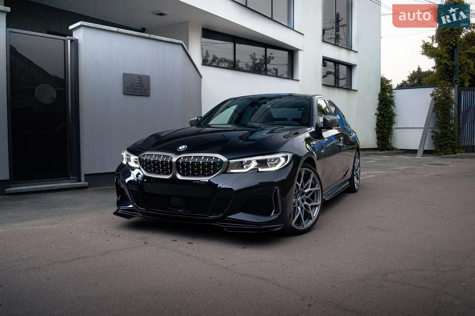 BMW 3 Series 2020 — 1