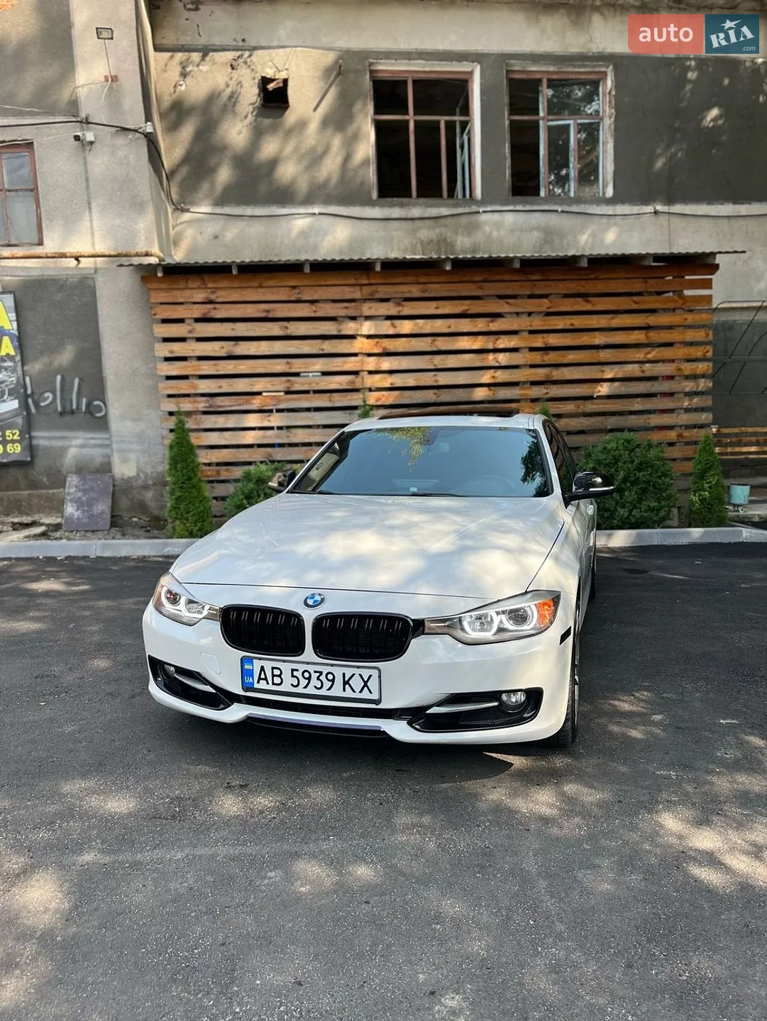 BMW 3 Series, 2012