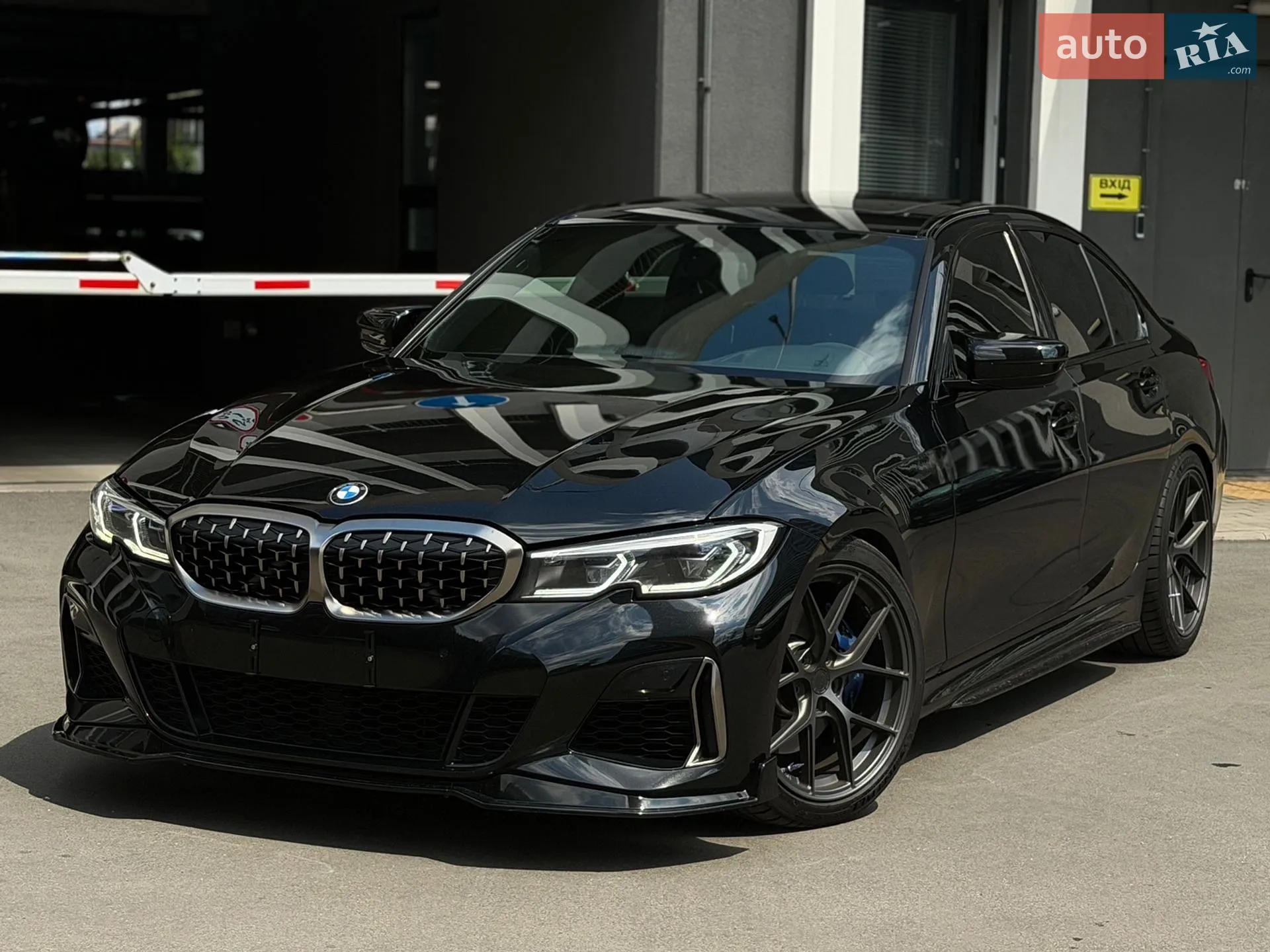 BMW 3 Series, 2019