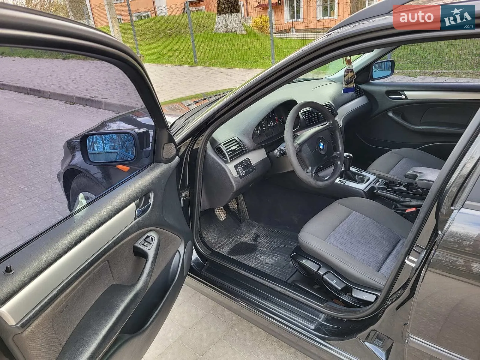 BMW 3 Series, 2002