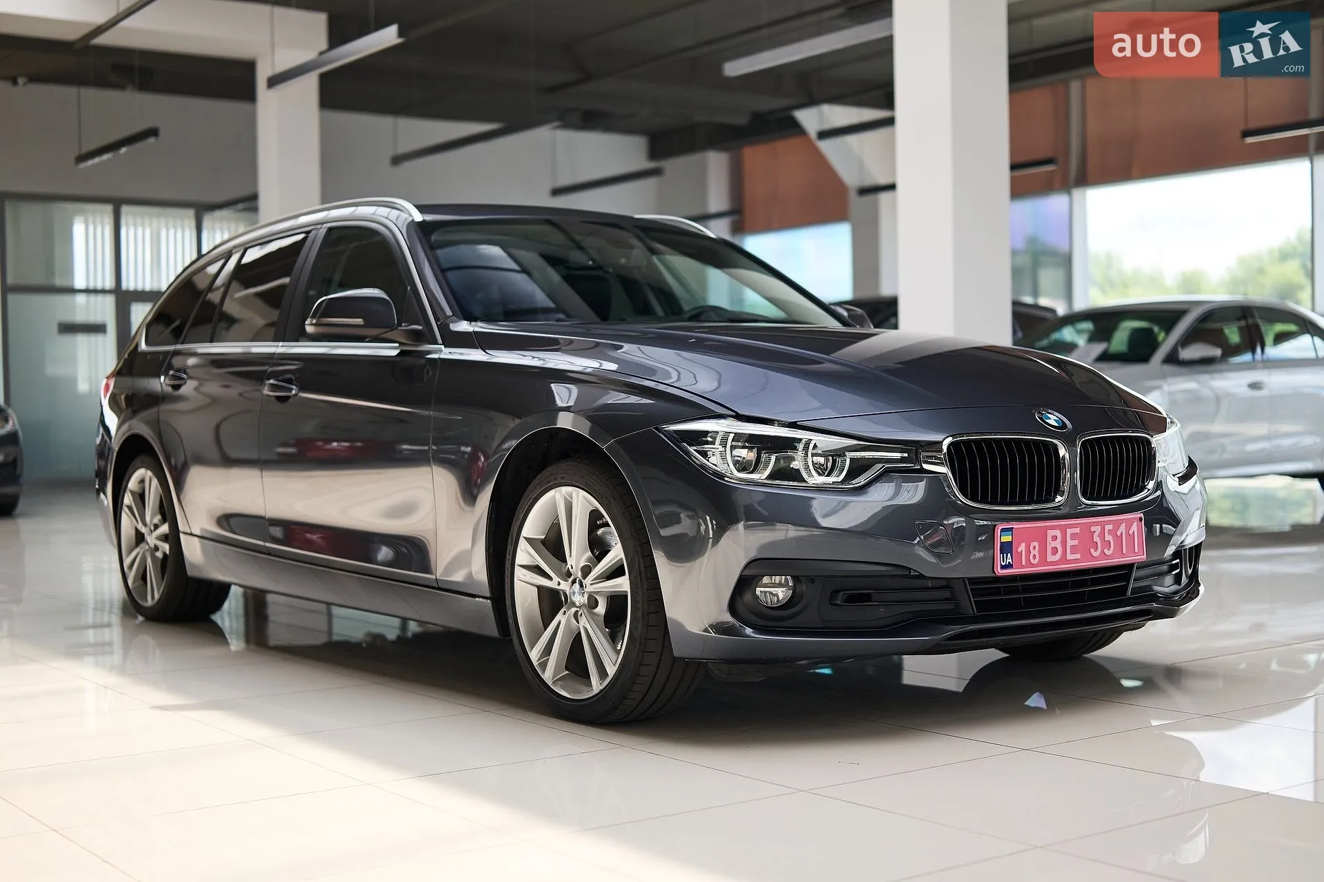 BMW 3 Series, 2016