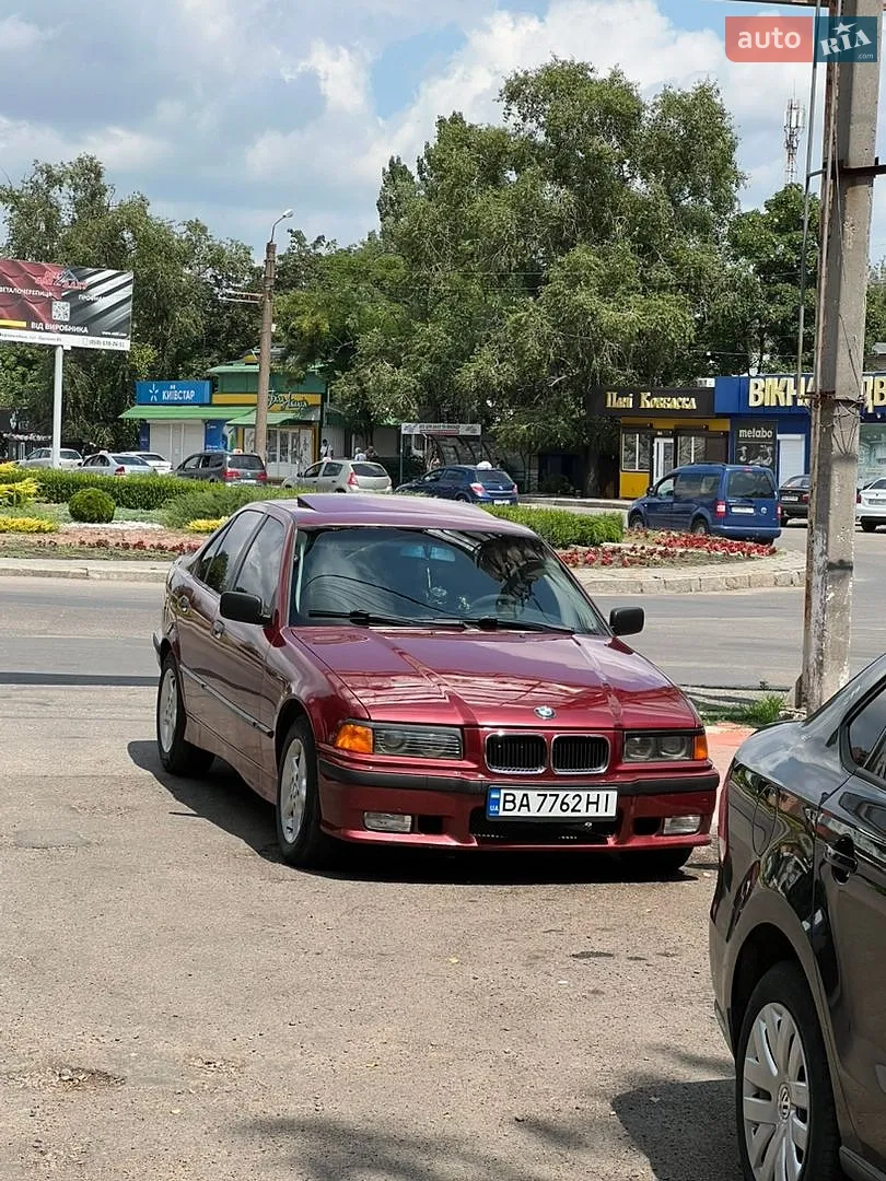 BMW 3 Series, 1993