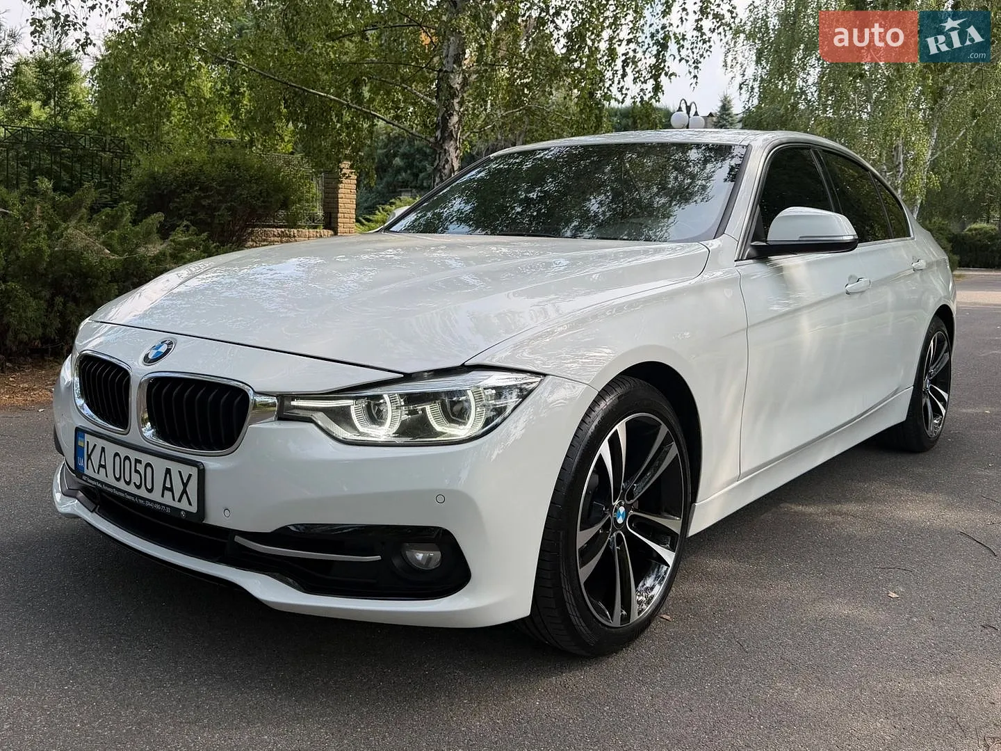 BMW 3 Series, 2016
