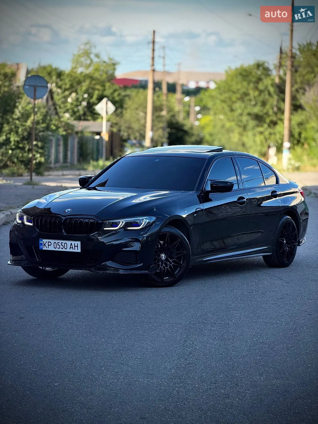 BMW 3 Series, 2019