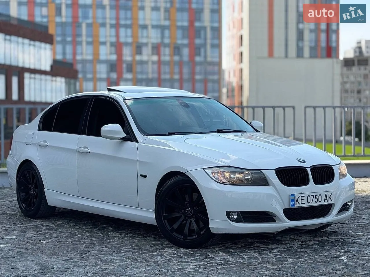 BMW 3 Series, 2011