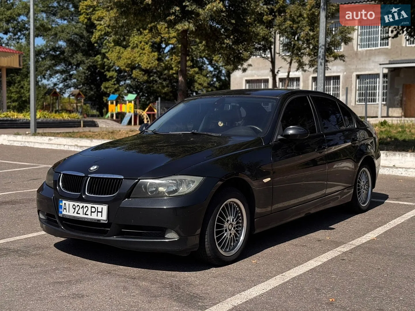 BMW 3 Series, 2005