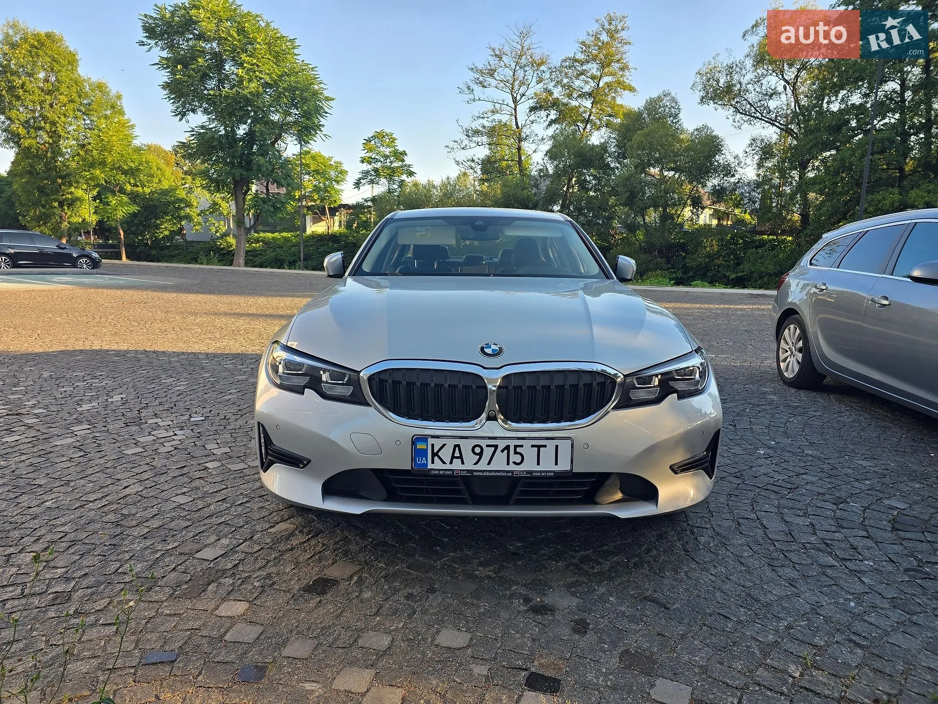 BMW 3 Series, 2019