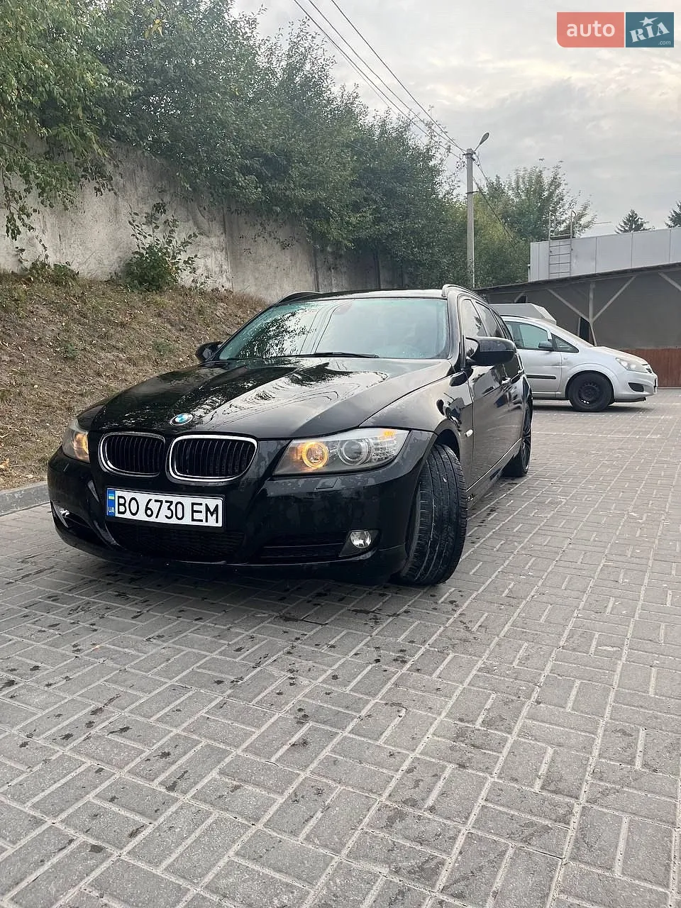 BMW 3 Series, 2011