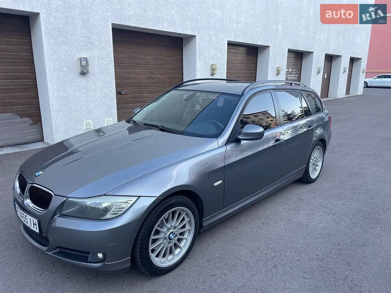 BMW 3 Series, 2009