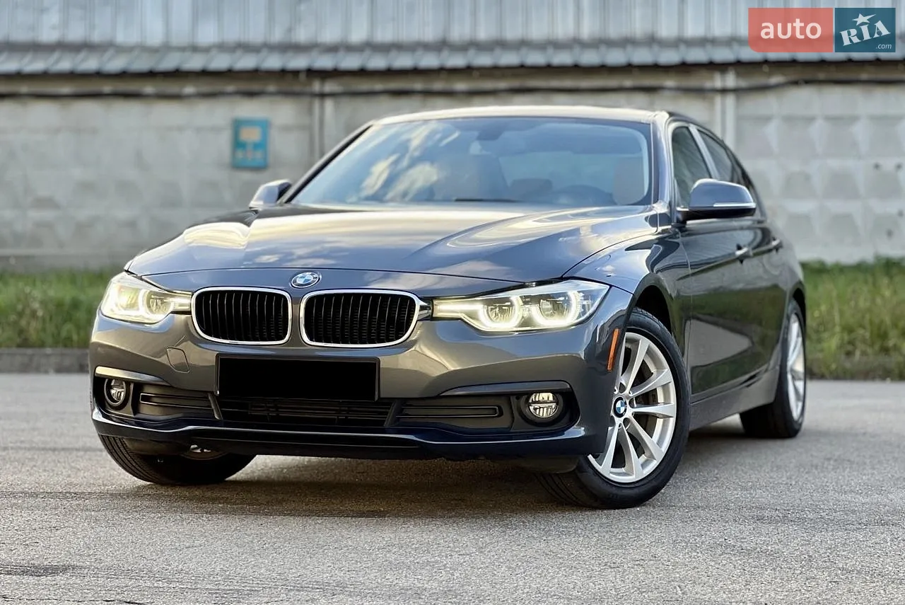 BMW 3 Series, 2018