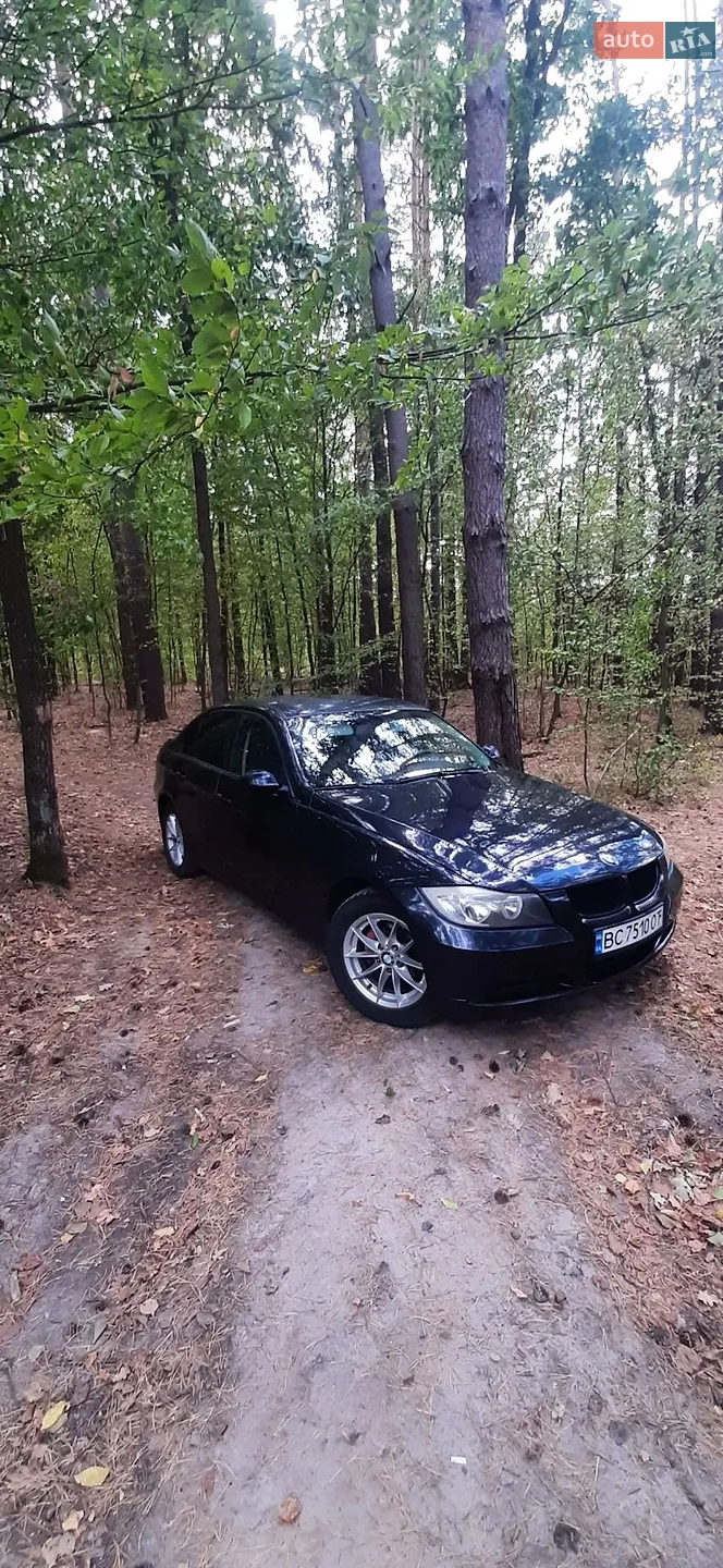 BMW 3 Series, 2005