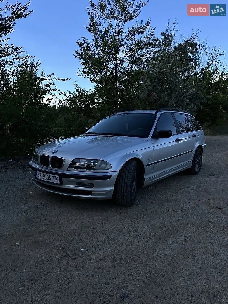 BMW 3 Series, 2001