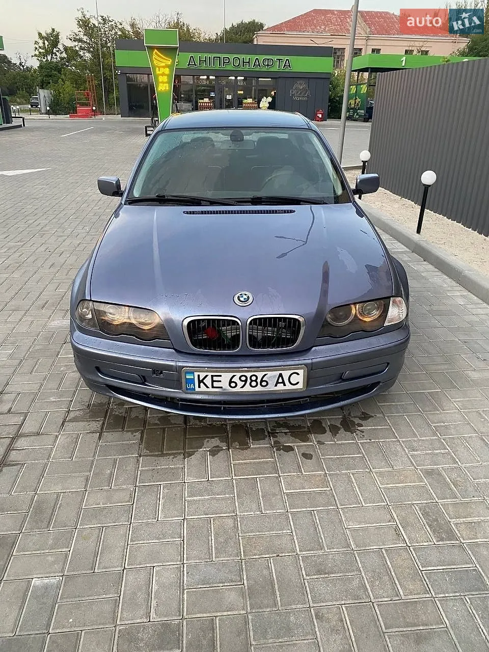 BMW 3 Series, 1998