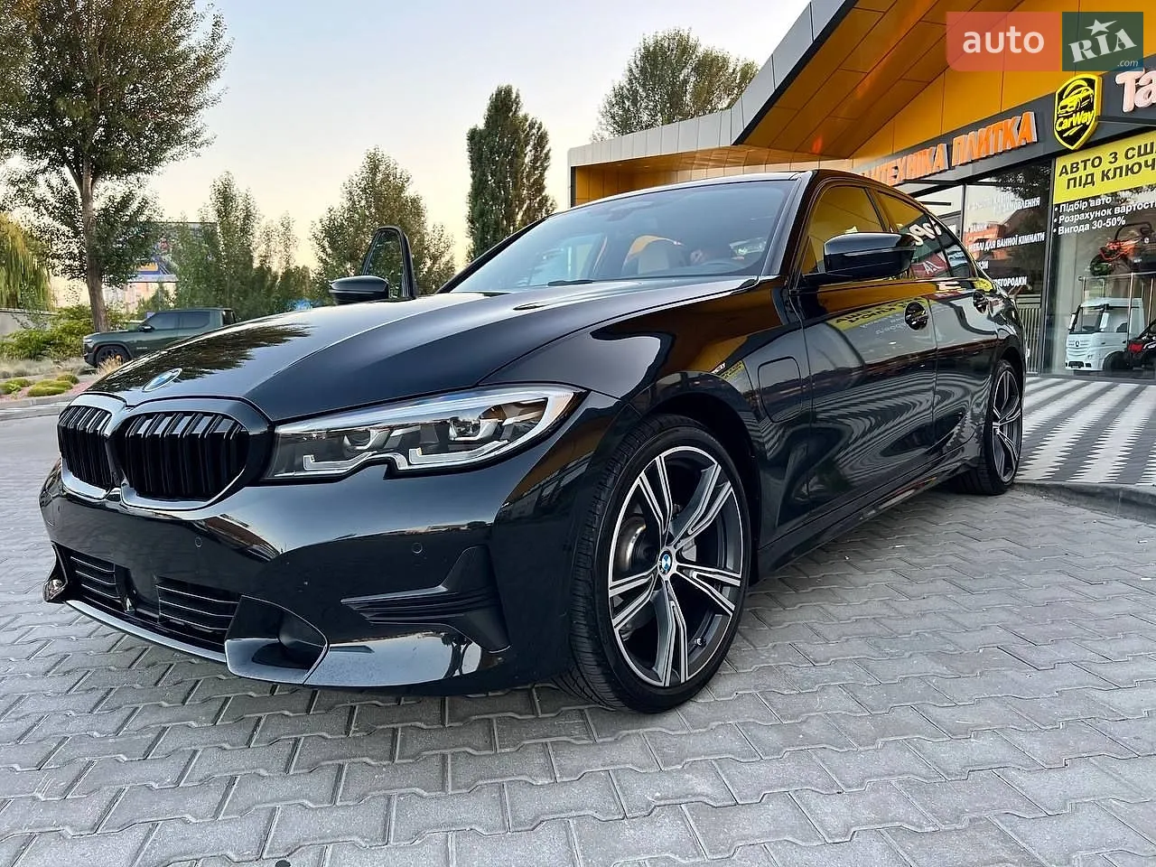BMW 3 Series, 2020