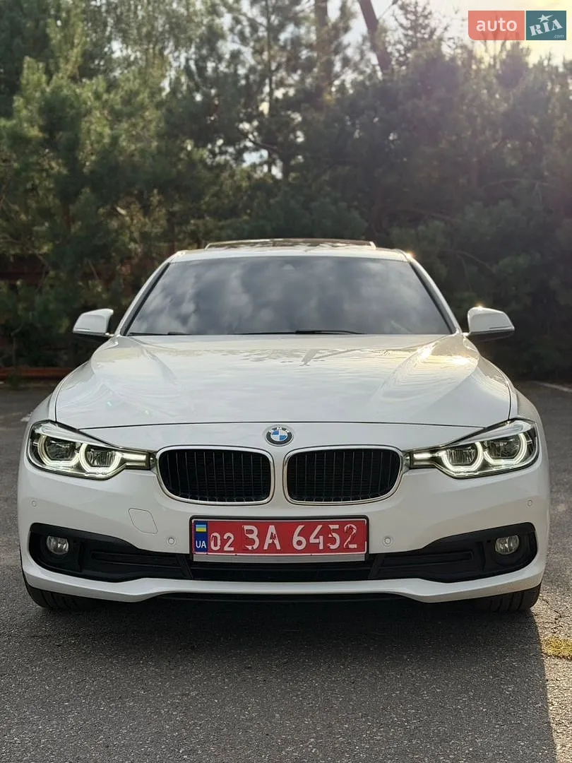 BMW 3 Series, 2016