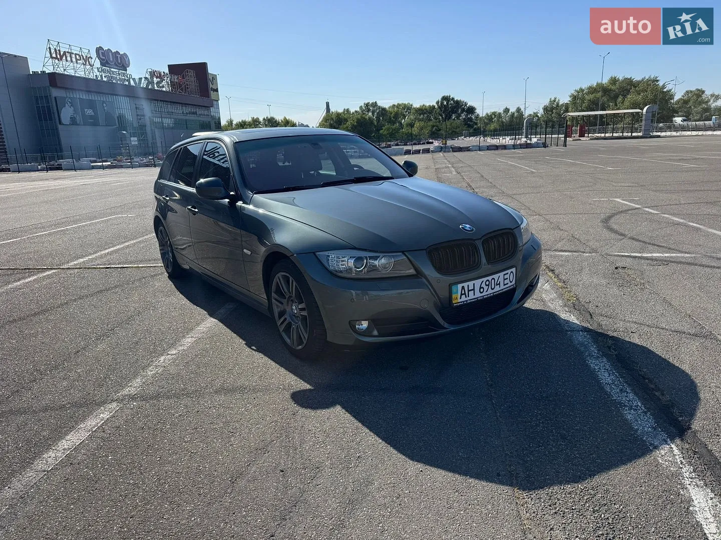 BMW 3 Series, 2011