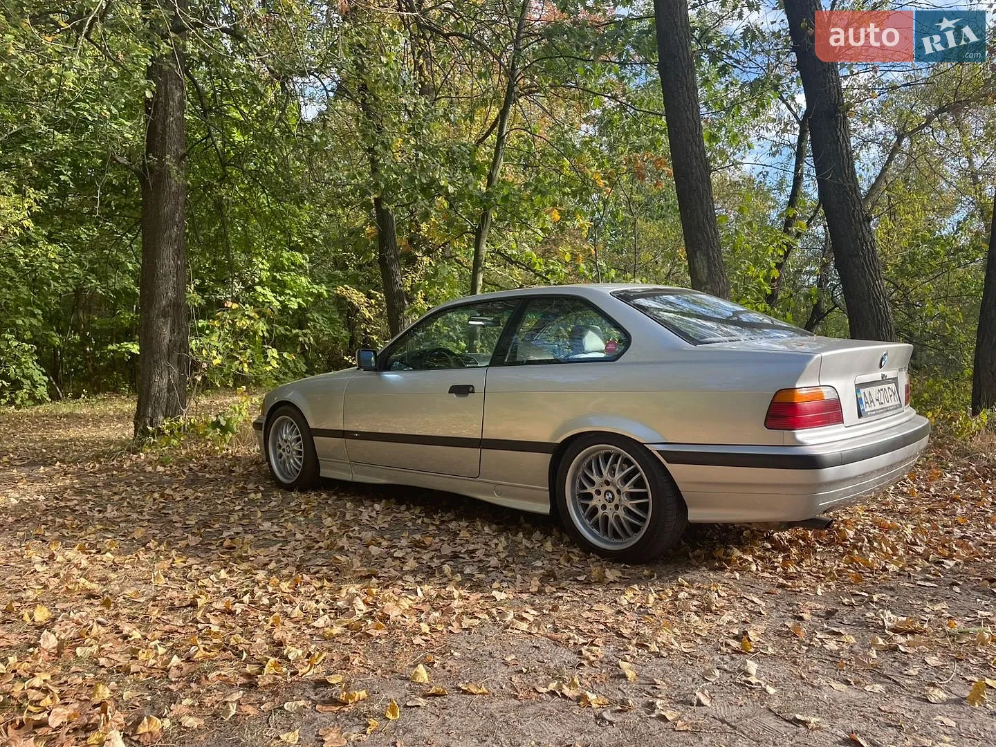 BMW 3 Series, 1992