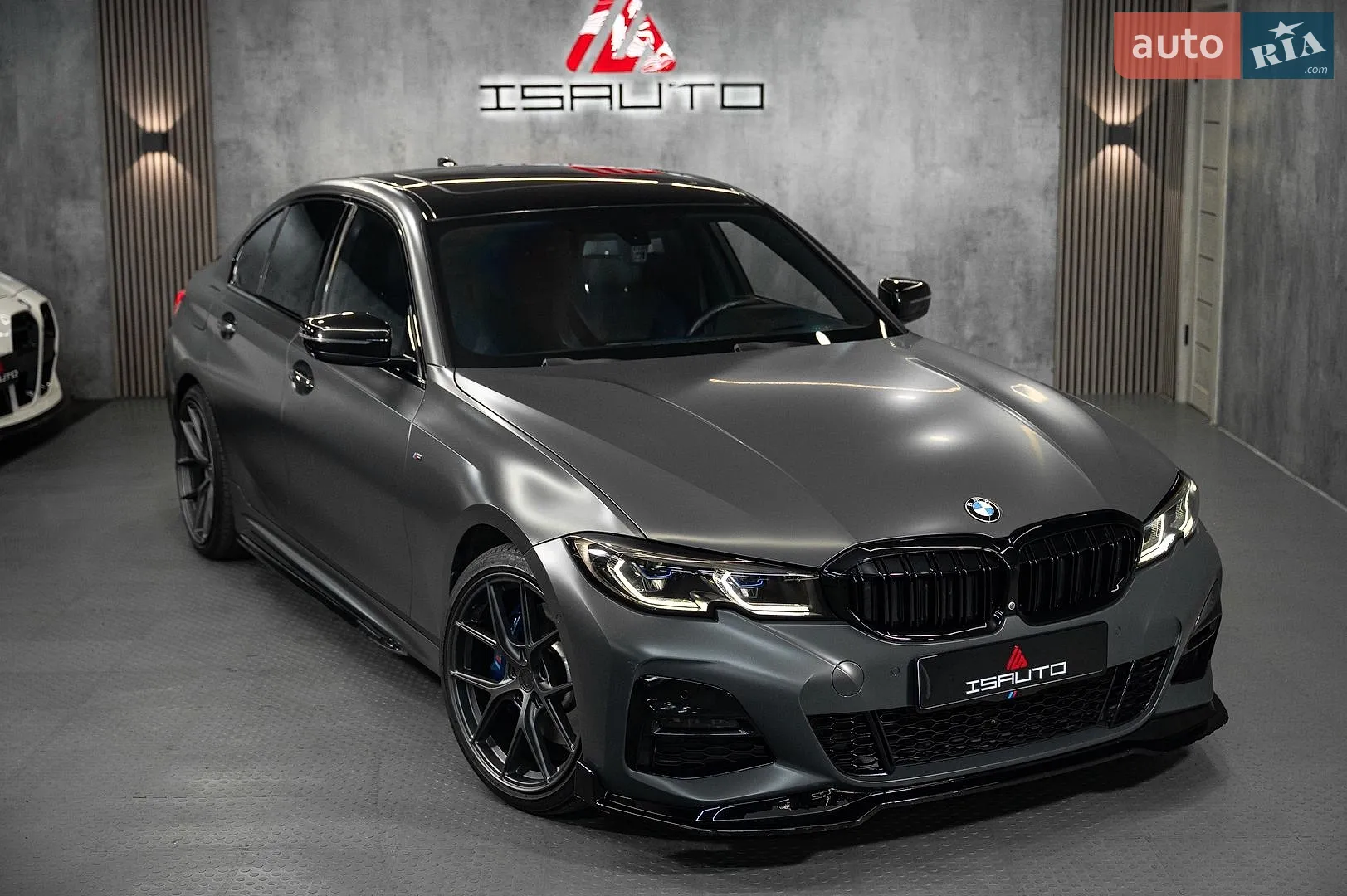 BMW 3 Series, 2019