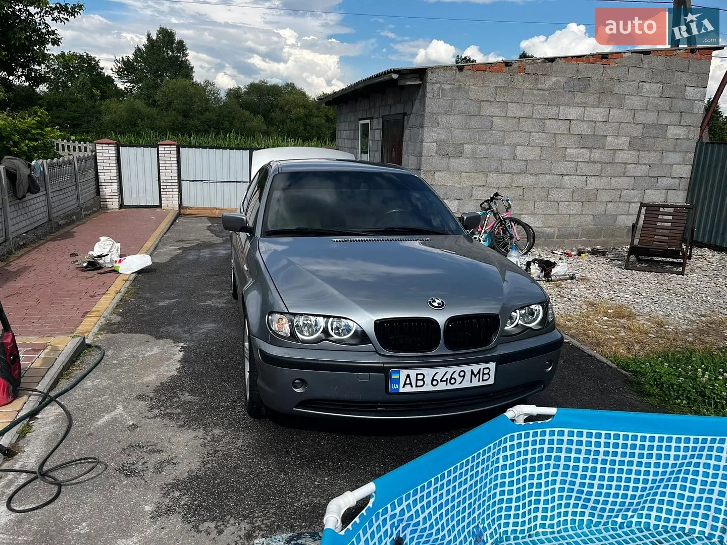 BMW 3 Series, 2003