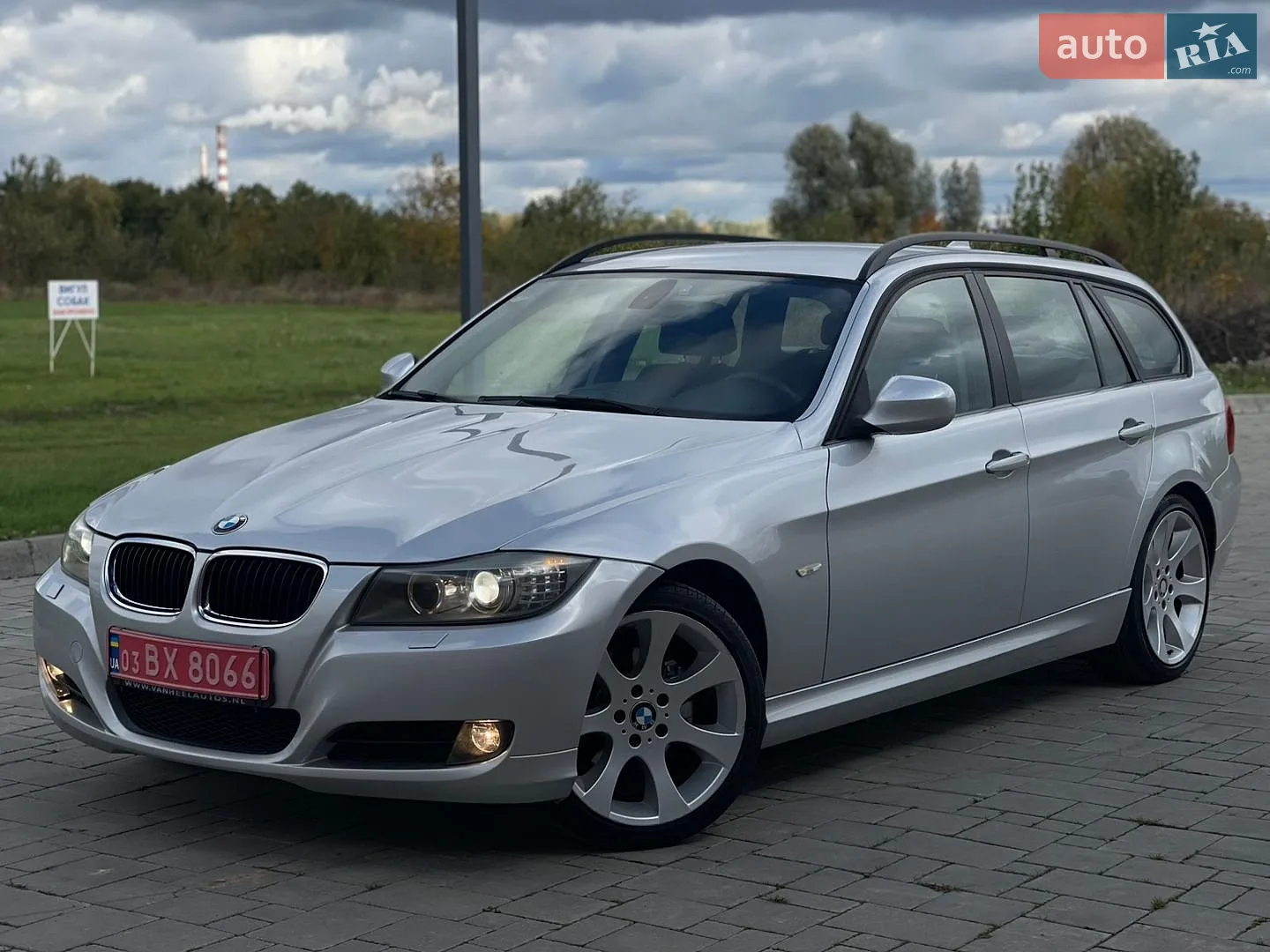 BMW 3 Series, 2010