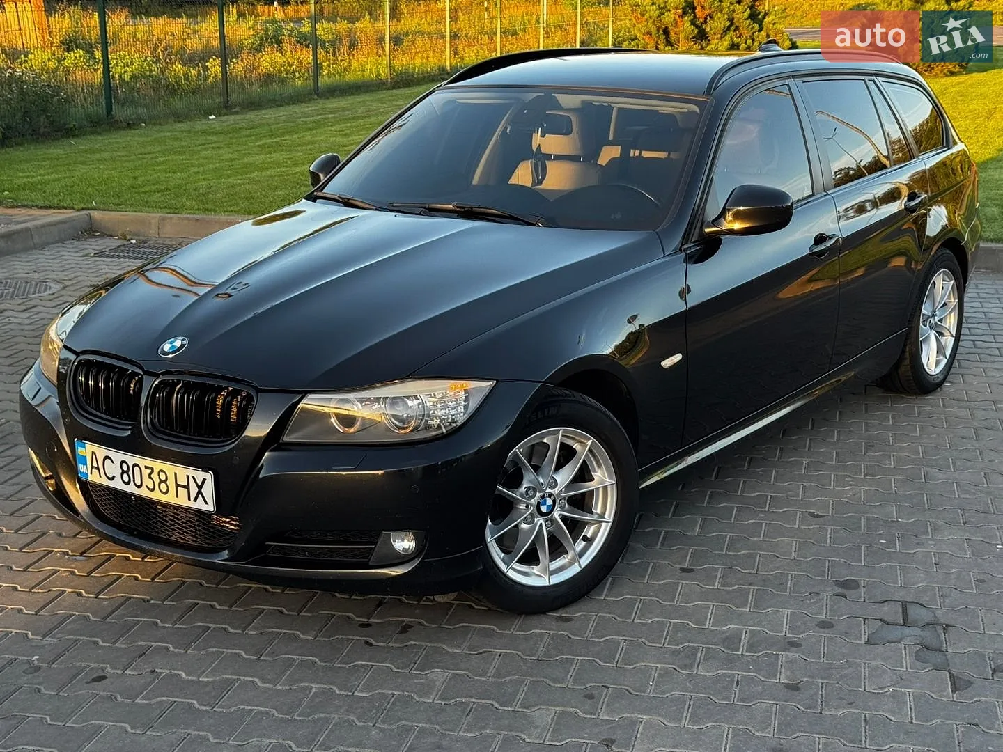 BMW 3 Series, 2010