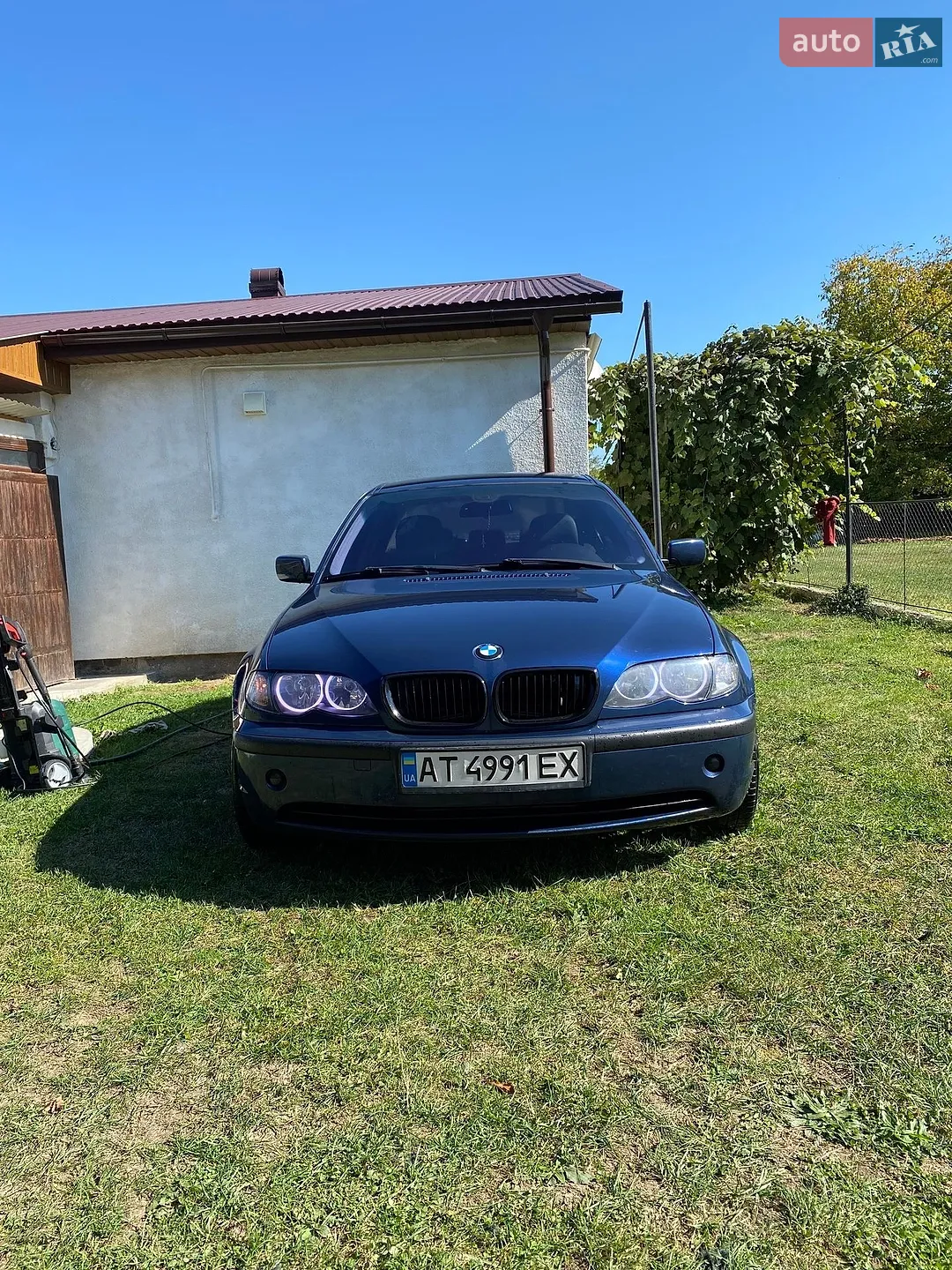 BMW 3 Series, 2004
