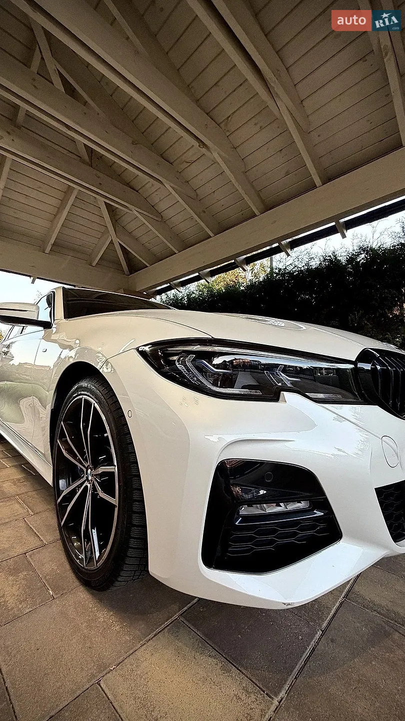 BMW 3 Series, 2022