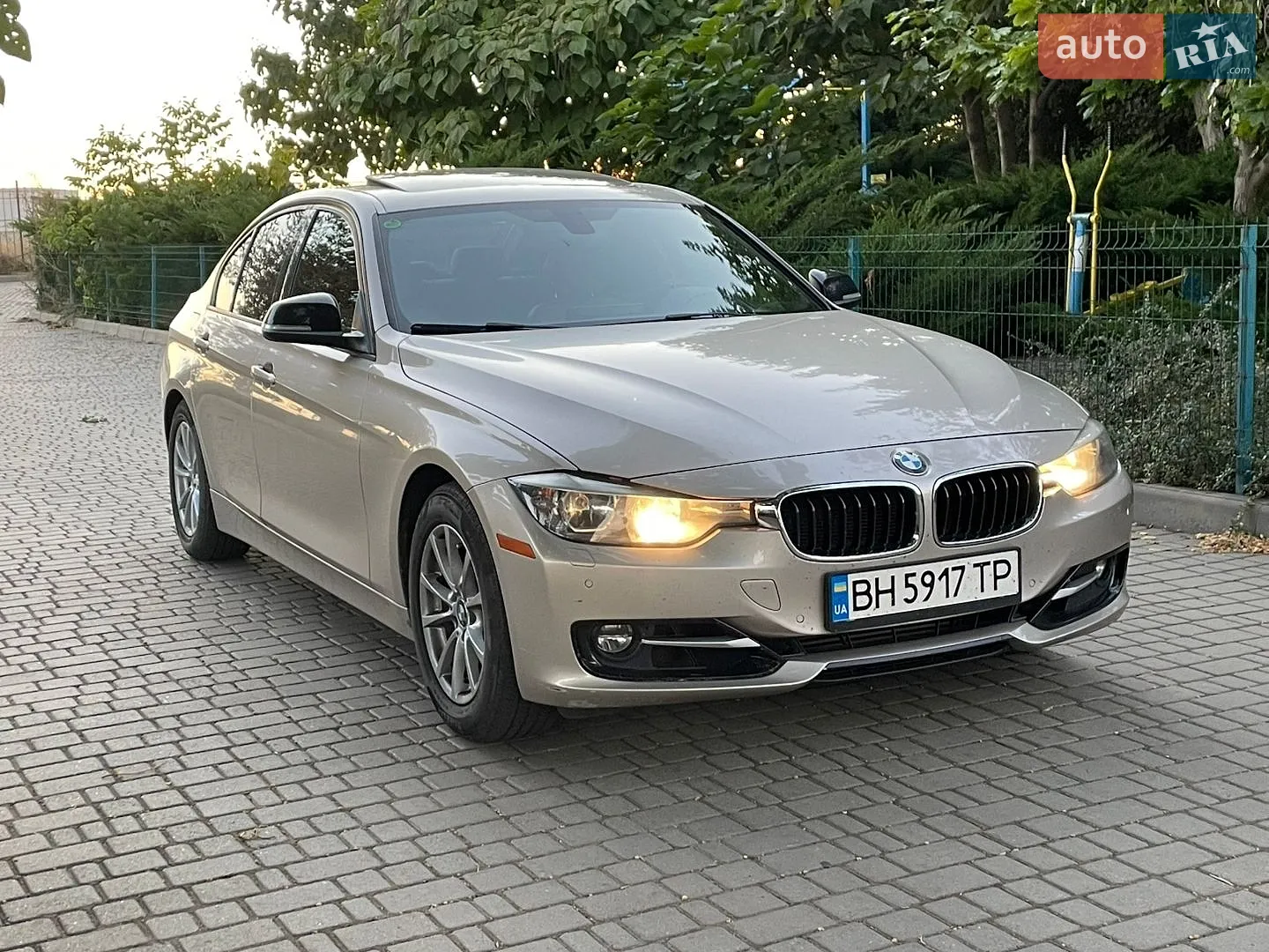 BMW 3 Series, 2013
