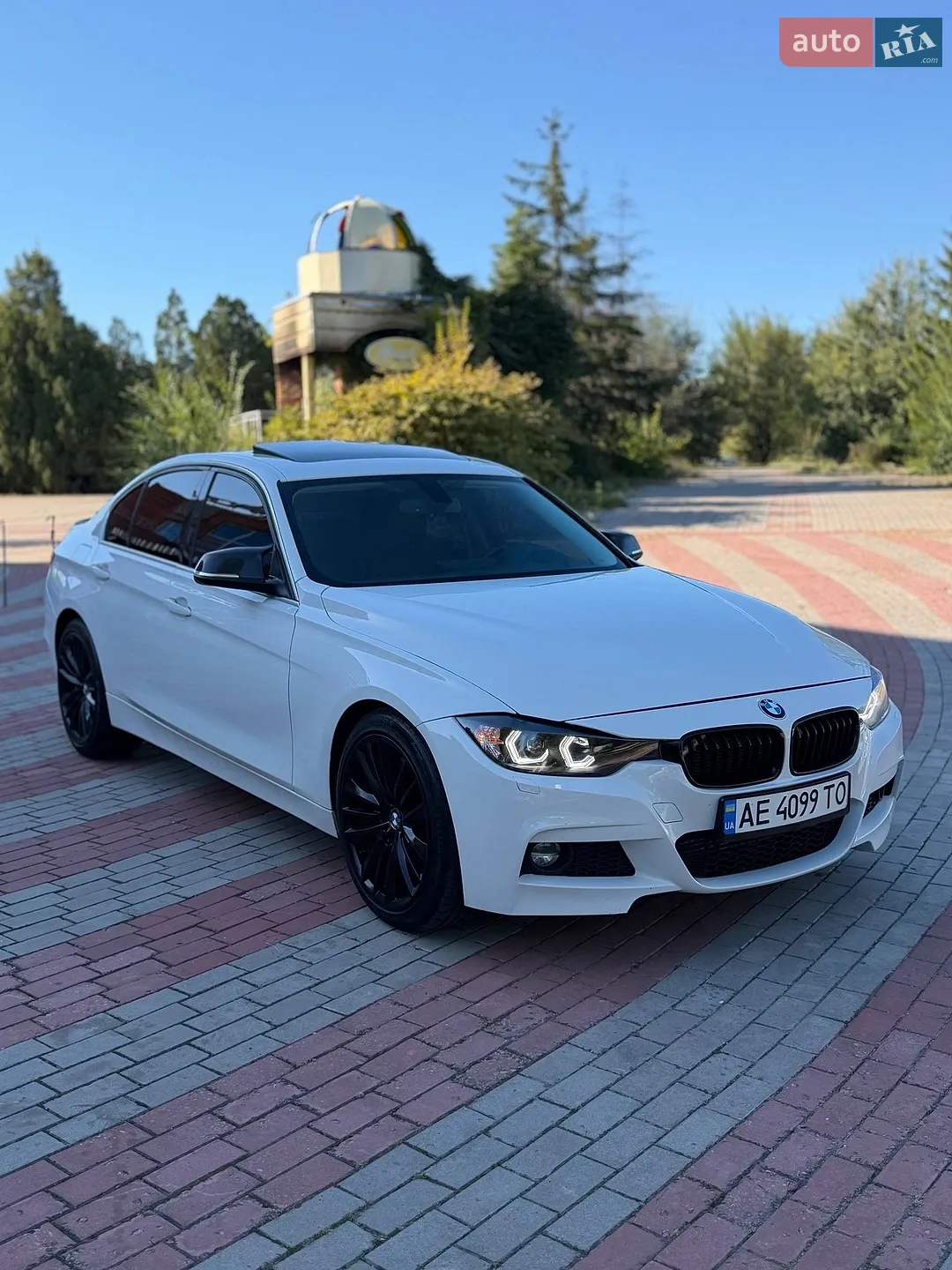 BMW 3 Series, 2012