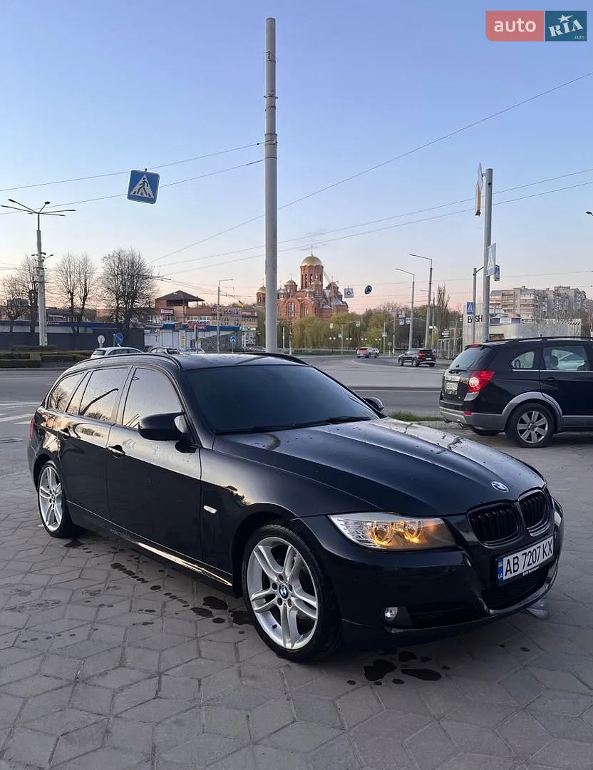 BMW 3 Series, 2011